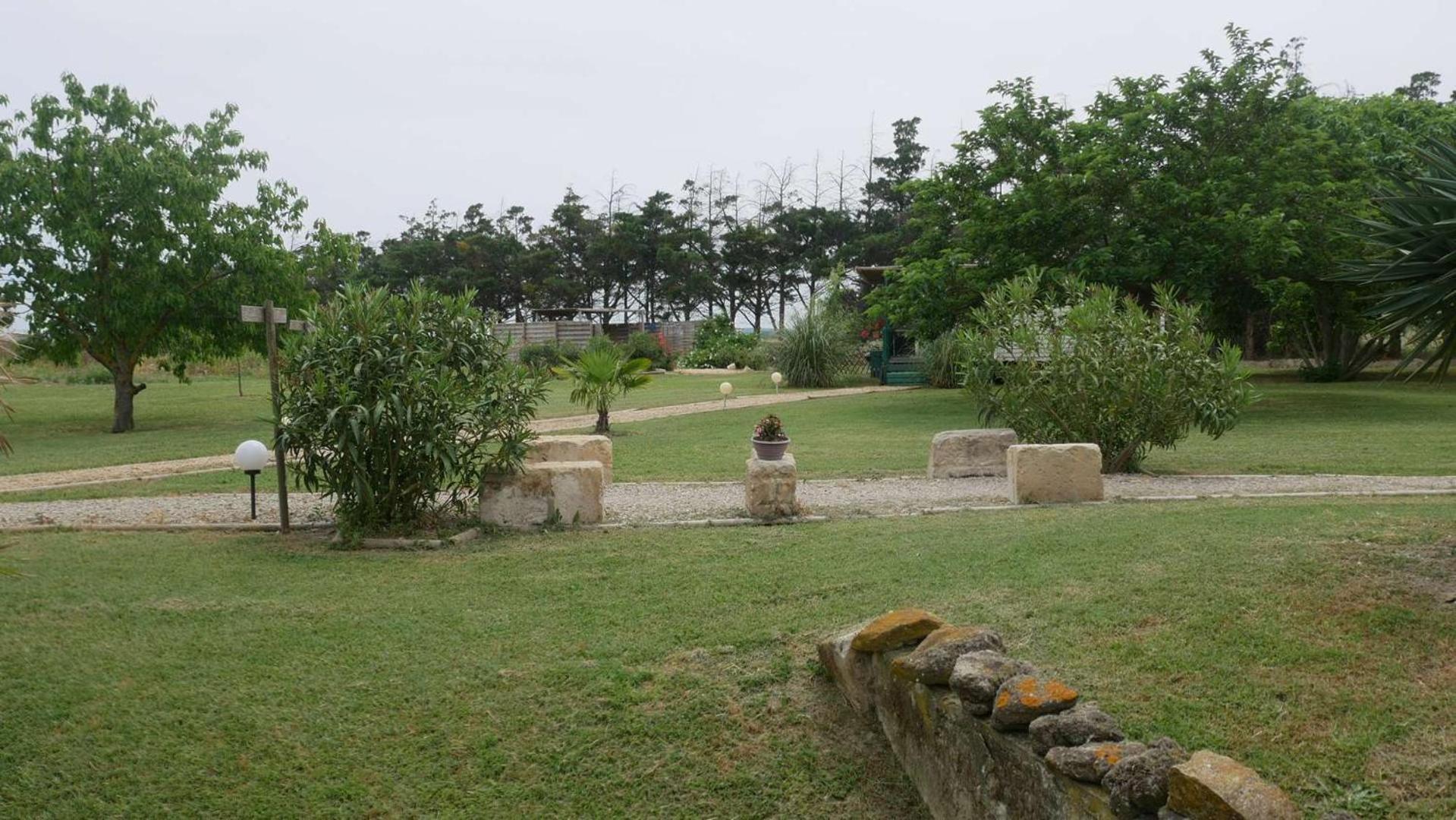 Mas Maurane-Roulotte Avec Spa Prive Aux Portes D'Arles Tarascon Ngoại thất bức ảnh